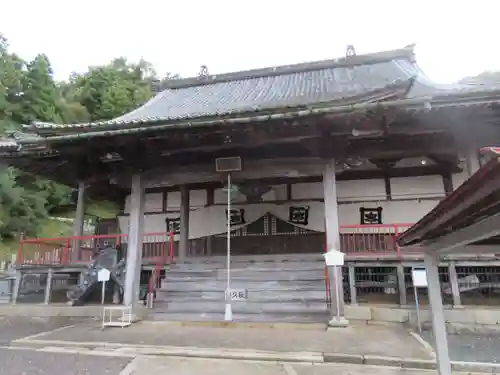 妙法寺の本殿・本堂