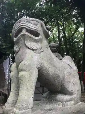 闇之森八幡社の狛犬