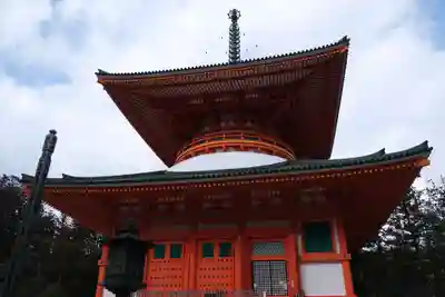 高野山金剛峯寺の塔