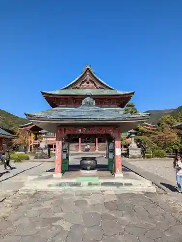 甲斐善光寺の建物その他