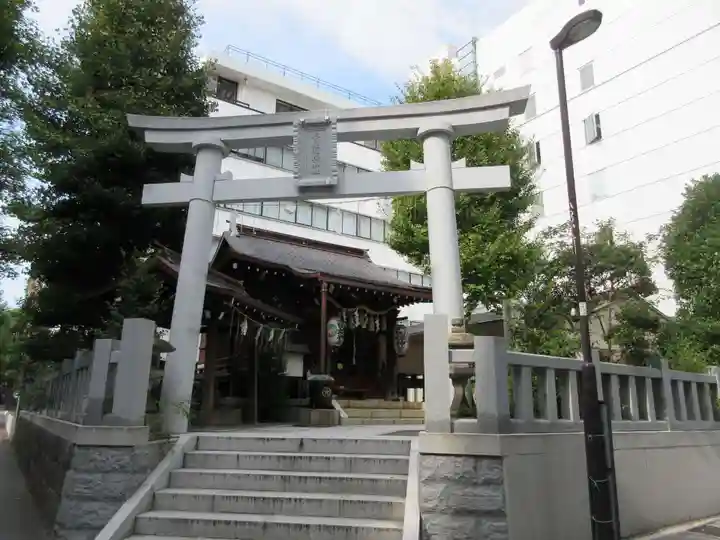 太田姫稲荷神社の鳥居