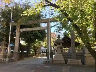 那古野神社の鳥居