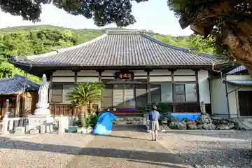 法林寺の本殿・本堂
