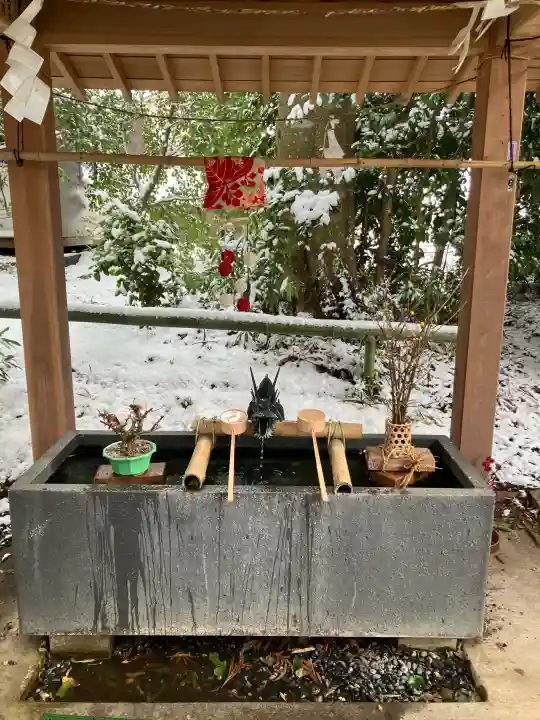 下野 星宮神社の{uncategorized: "未分類", other: "その他", undefined: "問題あり", building: "その他建物", grave: "お墓", sacred_gate: "鳥居", guardian: "狛犬", statue: "像", buddha: "仏像", history: "歴史", nature: "自然", garden: "庭園", animal: "動物", pagoda: "塔", temizu: "手水舎", mountain_gate: "山門・神門", sanctuary: "本殿・本堂", subordinate: "末社・摂社", art: "芸術", scenery: "景色", jizo: "地蔵", ema: "絵馬", goshuin: "御朱印", omikuji: "おみくじ", items: "授与品その他", amulet: "お守り", goshuincho: "御朱印帳", eats: "食事", festival: "お祭り", votive_dance: "神楽", shichigosan: "七五三参", wedding: "結婚式", experience: "体験その他", initially: "初詣", around: "周辺", anti_infection: "感染症対策"}
