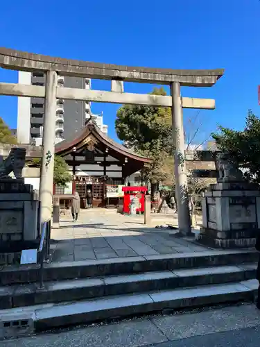 三輪神社の鳥居