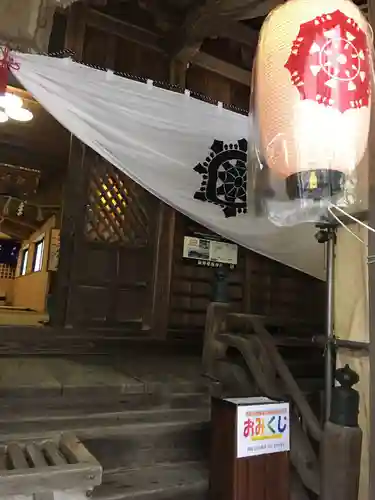 飯部磐座神社の建物その他