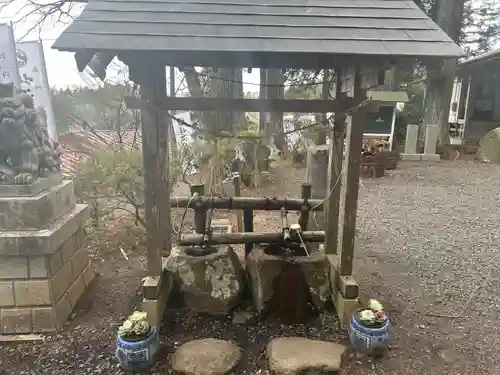 坪沼八幡神社の手水舎