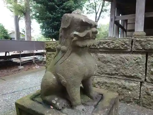 髙部屋神社の狛犬