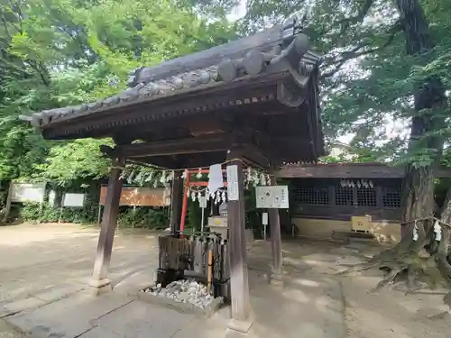 本太氷川神社の手水