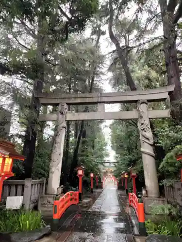 馬橋稲荷神社の鳥居