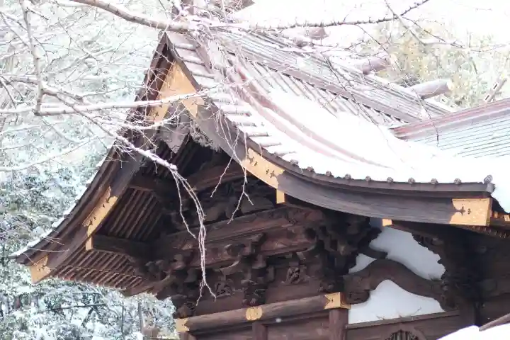 玉敷神社の{uncategorized: "未分類", other: "その他", undefined: "問題あり", building: "その他建物", grave: "お墓", sacred_gate: "鳥居", guardian: "狛犬", statue: "像", buddha: "仏像", history: "歴史", nature: "自然", garden: "庭園", animal: "動物", pagoda: "塔", temizu: "手水舎", mountain_gate: "山門・神門", sanctuary: "本殿・本堂", subordinate: "末社・摂社", art: "芸術", scenery: "景色", jizo: "地蔵", ema: "絵馬", goshuin: "御朱印", omikuji: "おみくじ", items: "授与品その他", amulet: "お守り", goshuincho: "御朱印帳", eats: "食事", festival: "お祭り", votive_dance: "神楽", shichigosan: "七五三参", wedding: "結婚式", experience: "体験その他", initially: "初詣", around: "周辺", anti_infection: "感染症対策"}