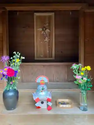 明王院（満願寺別院）の{uncategorized: "未分類", other: "その他", undefined: "問題あり", building: "その他建物", grave: "お墓", sacred_gate: "鳥居", guardian: "狛犬", statue: "像", buddha: "仏像", history: "歴史", nature: "自然", garden: "庭園", animal: "動物", pagoda: "塔", temizu: "手水舎", mountain_gate: "山門・神門", sanctuary: "本殿・本堂", subordinate: "末社・摂社", art: "芸術", scenery: "景色", jizo: "地蔵", ema: "絵馬", goshuin: "御朱印", omikuji: "おみくじ", items: "授与品その他", amulet: "お守り", goshuincho: "御朱印帳", eats: "食事", festival: "お祭り", votive_dance: "神楽", shichigosan: "七五三参", wedding: "結婚式", experience: "体験その他", initially: "初詣", around: "周辺", anti_infection: "感染症対策"}