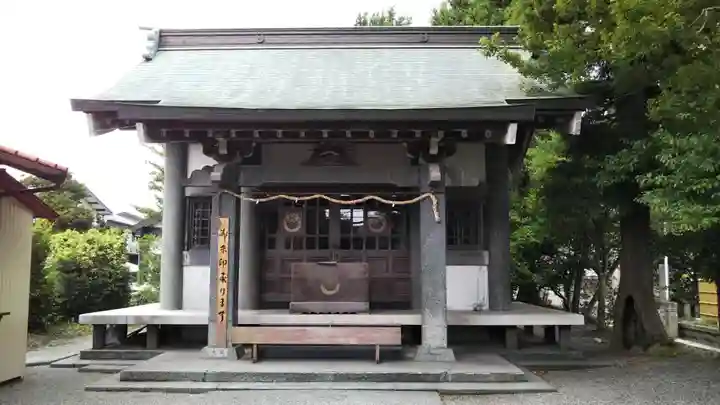 高尾山穂見神社の本殿・本堂