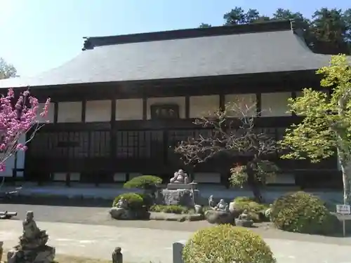 金仙寺の本殿・本堂