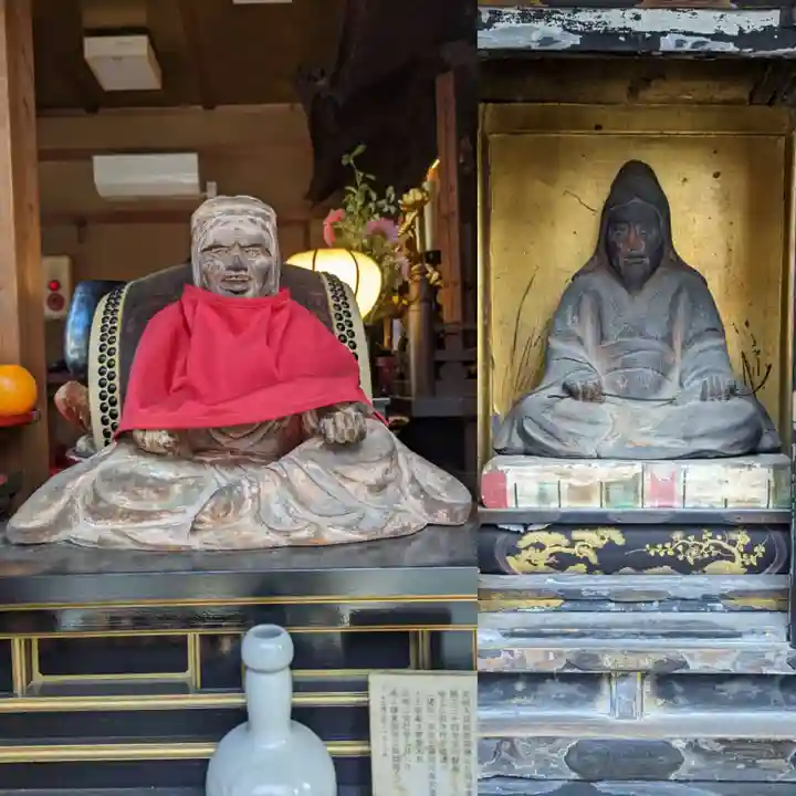 弘明寺の像