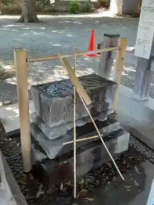 相模原氷川神社の手水舎