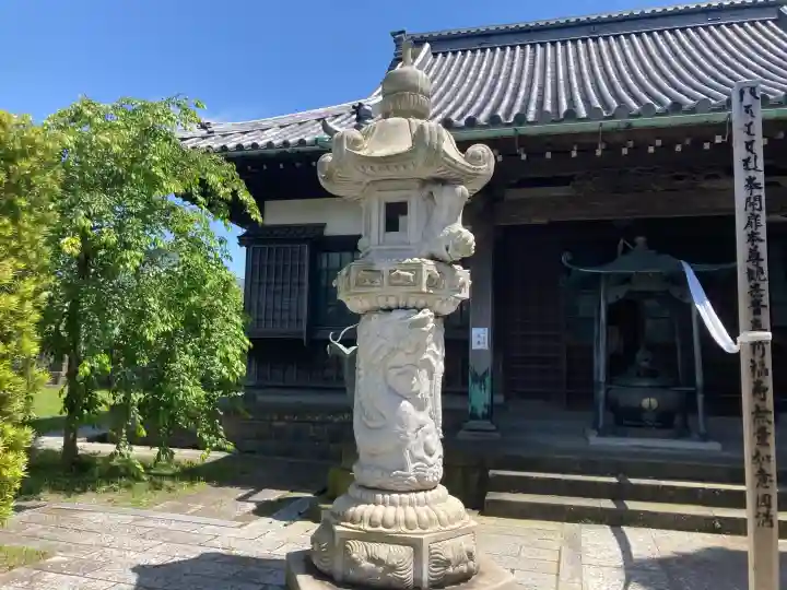 傳福寺【伝福寺】の{uncategorized: "未分類", other: "その他", undefined: "問題あり", building: "その他建物", grave: "お墓", sacred_gate: "鳥居", guardian: "狛犬", statue: "像", buddha: "仏像", history: "歴史", nature: "自然", garden: "庭園", animal: "動物", pagoda: "塔", temizu: "手水舎", mountain_gate: "山門・神門", sanctuary: "本殿・本堂", subordinate: "末社・摂社", art: "芸術", scenery: "景色", jizo: "地蔵", ema: "絵馬", goshuin: "御朱印", omikuji: "おみくじ", items: "授与品その他", amulet: "お守り", goshuincho: "御朱印帳", eats: "食事", festival: "お祭り", votive_dance: "神楽", shichigosan: "七五三参", wedding: "結婚式", experience: "体験その他", initially: "初詣", around: "周辺", anti_infection: "感染症対策"}