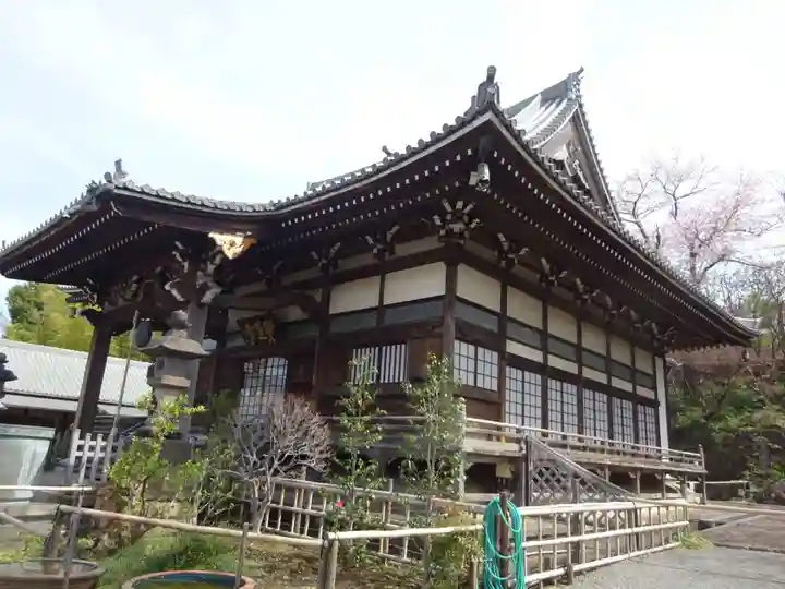 妙蓮寺の本殿・本堂