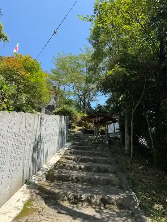 石上布都魂神社(岡山県)