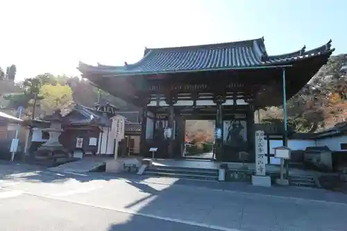 石山寺の山門