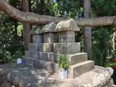 宝徳山稲荷大社(新潟県)