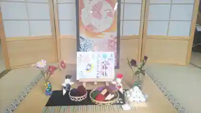 拝殿の一部がフォトスポットになってました