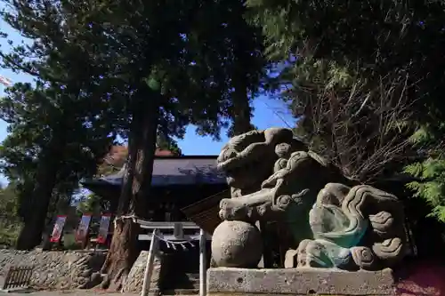 高司神社〜むすびの神の鎮まる社〜の狛犬