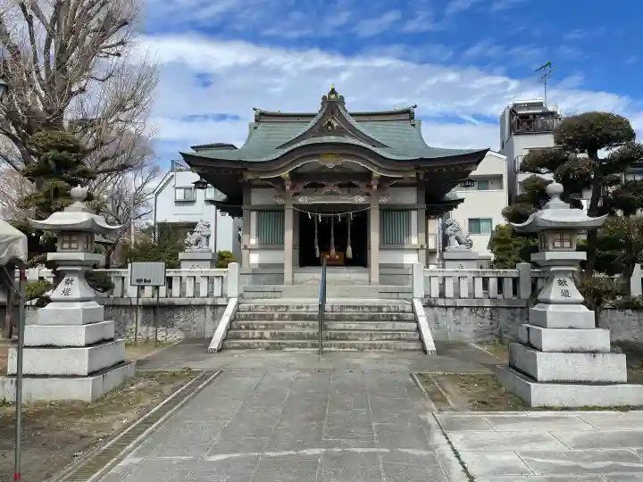 氷川神社の{uncategorized: "未分類", other: "その他", undefined: "問題あり", building: "その他建物", grave: "お墓", sacred_gate: "鳥居", guardian: "狛犬", statue: "像", buddha: "仏像", history: "歴史", nature: "自然", garden: "庭園", animal: "動物", pagoda: "塔", temizu: "手水舎", mountain_gate: "山門・神門", sanctuary: "本殿・本堂", subordinate: "末社・摂社", art: "芸術", scenery: "景色", jizo: "地蔵", ema: "絵馬", goshuin: "御朱印", omikuji: "おみくじ", items: "授与品その他", amulet: "お守り", goshuincho: "御朱印帳", eats: "食事", festival: "お祭り", votive_dance: "神楽", shichigosan: "七五三参", wedding: "結婚式", experience: "体験その他", initially: "初詣", around: "周辺", anti_infection: "感染症対策"}