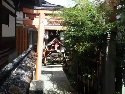 御辰稲荷神社の鳥居