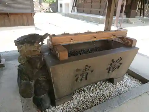 船津神社の手水舎