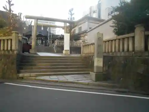 諏訪神社の鳥居