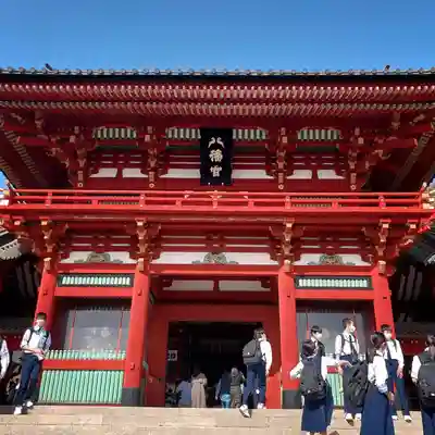 鶴岡八幡宮の山門・神門