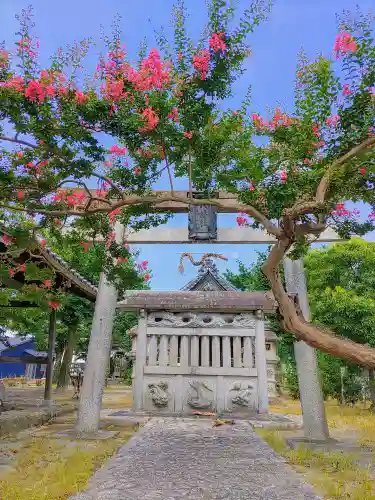 八幡社（下起北）の鳥居