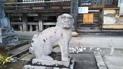 白鳥神社の狛犬