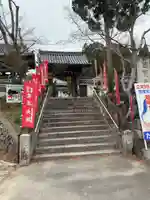観音寺の山門・神門