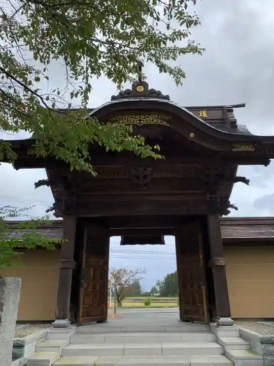 松山寺の山門・神門