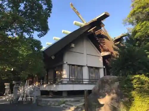 宇夫階神社の本殿・本堂