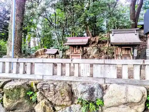 星宮社の末社・摂社