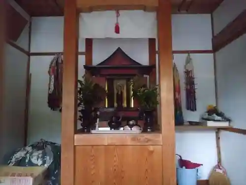 矢並薬師堂の本殿・本堂