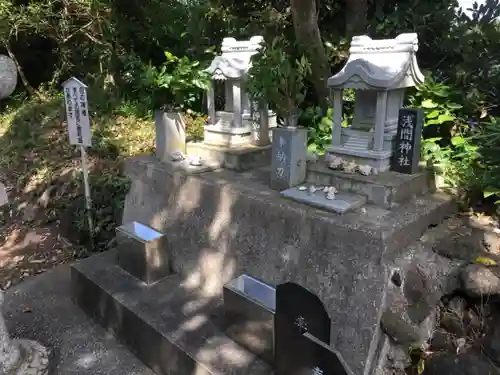 嚴島神社の末社