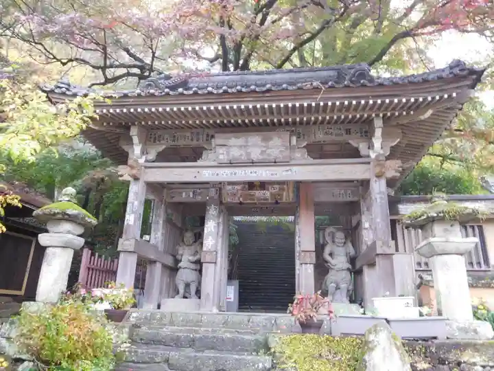 富貴寺の山門・神門