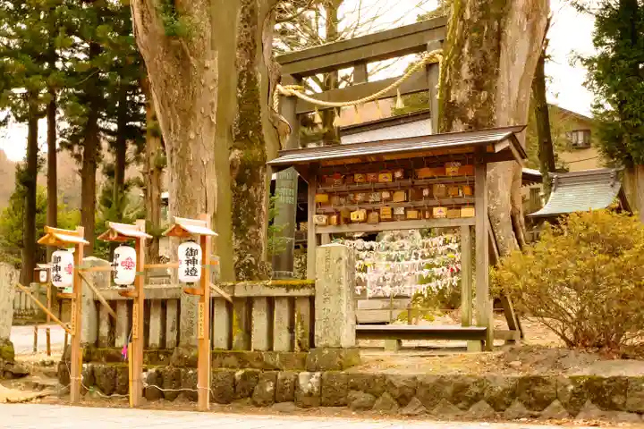 諏訪大社上社前宮(長野県)