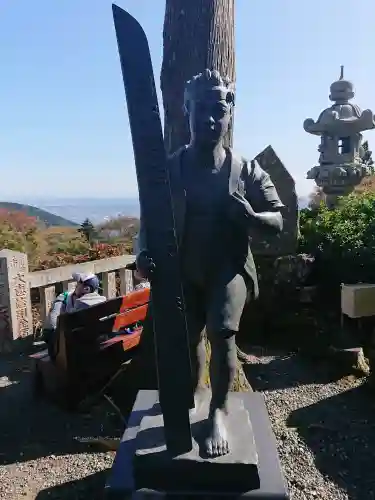 大山阿夫利神社の像