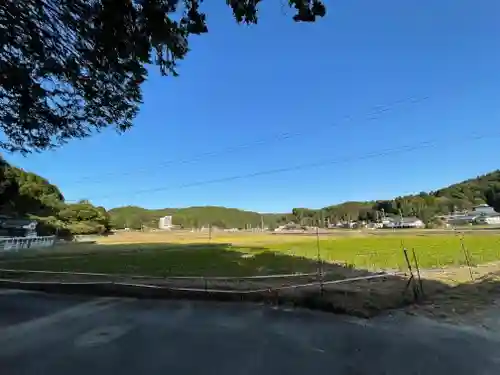 岩崎神社の景色