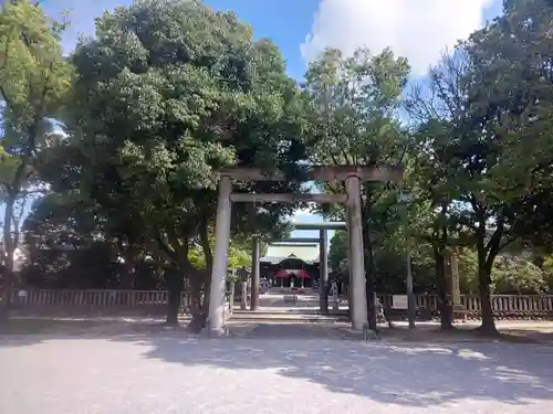 溝旗神社（肇國神社）の鳥居