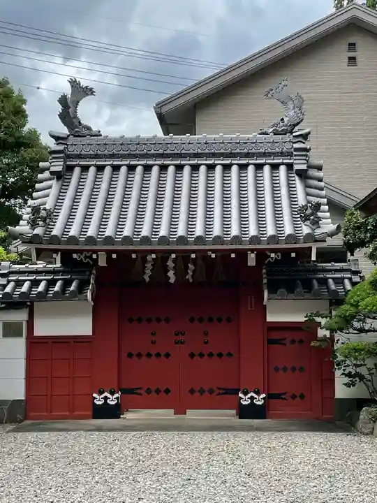 猿田彦神社の山門・神門
