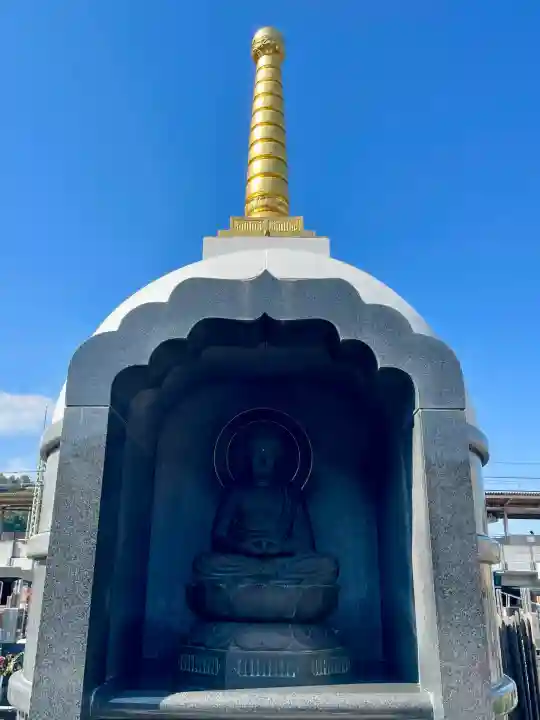 大光寺の{uncategorized: "未分類", other: "その他", undefined: "問題あり", building: "その他建物", grave: "お墓", sacred_gate: "鳥居", guardian: "狛犬", statue: "像", buddha: "仏像", history: "歴史", nature: "自然", garden: "庭園", animal: "動物", pagoda: "塔", temizu: "手水舎", mountain_gate: "山門・神門", sanctuary: "本殿・本堂", subordinate: "末社・摂社", art: "芸術", scenery: "景色", jizo: "地蔵", ema: "絵馬", goshuin: "御朱印", omikuji: "おみくじ", items: "授与品その他", amulet: "お守り", goshuincho: "御朱印帳", eats: "食事", festival: "お祭り", votive_dance: "神楽", shichigosan: "七五三参", wedding: "結婚式", experience: "体験その他", initially: "初詣", around: "周辺", anti_infection: "感染症対策"}