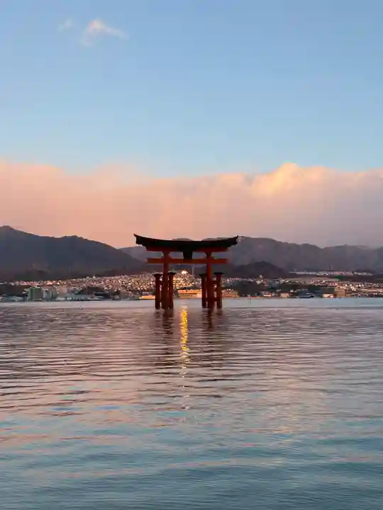 厳島神社(広島県)