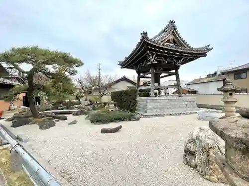 竜源寺の建物その他