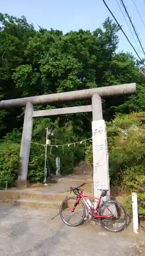 神明神社の鳥居